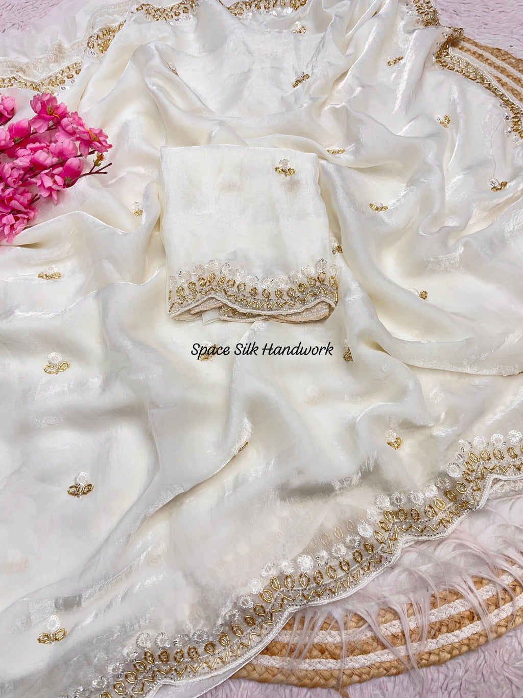 RCS-172 White Unstitched blouse