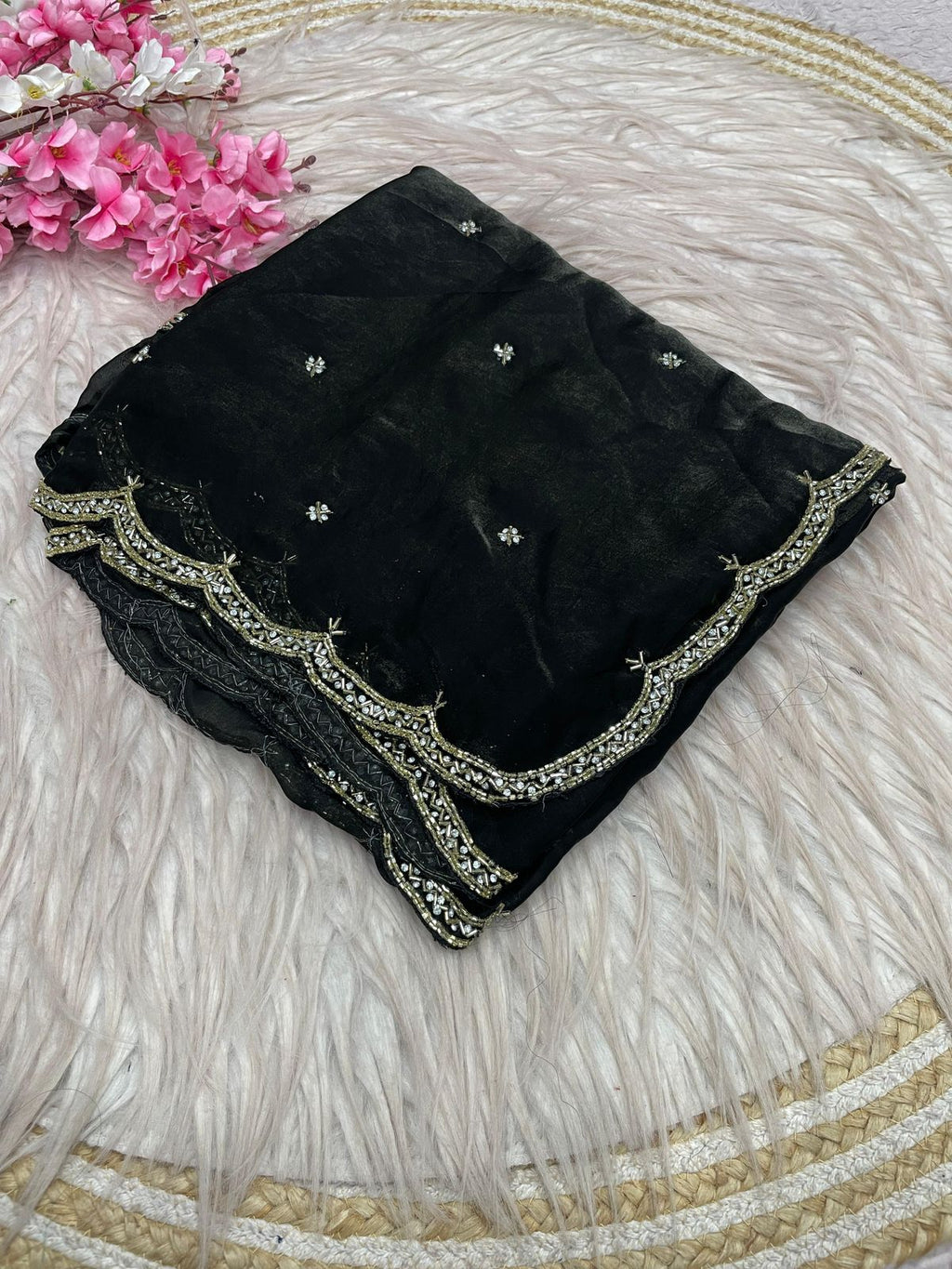 RCS-018 Black Unstitched blouse