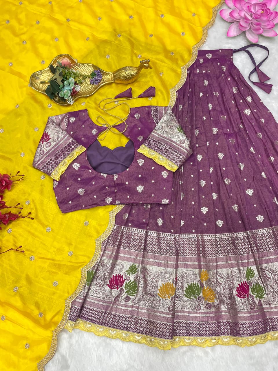 RCL-04 Wine Free size blouse size 42 both sides extra margin u can use m to xxl