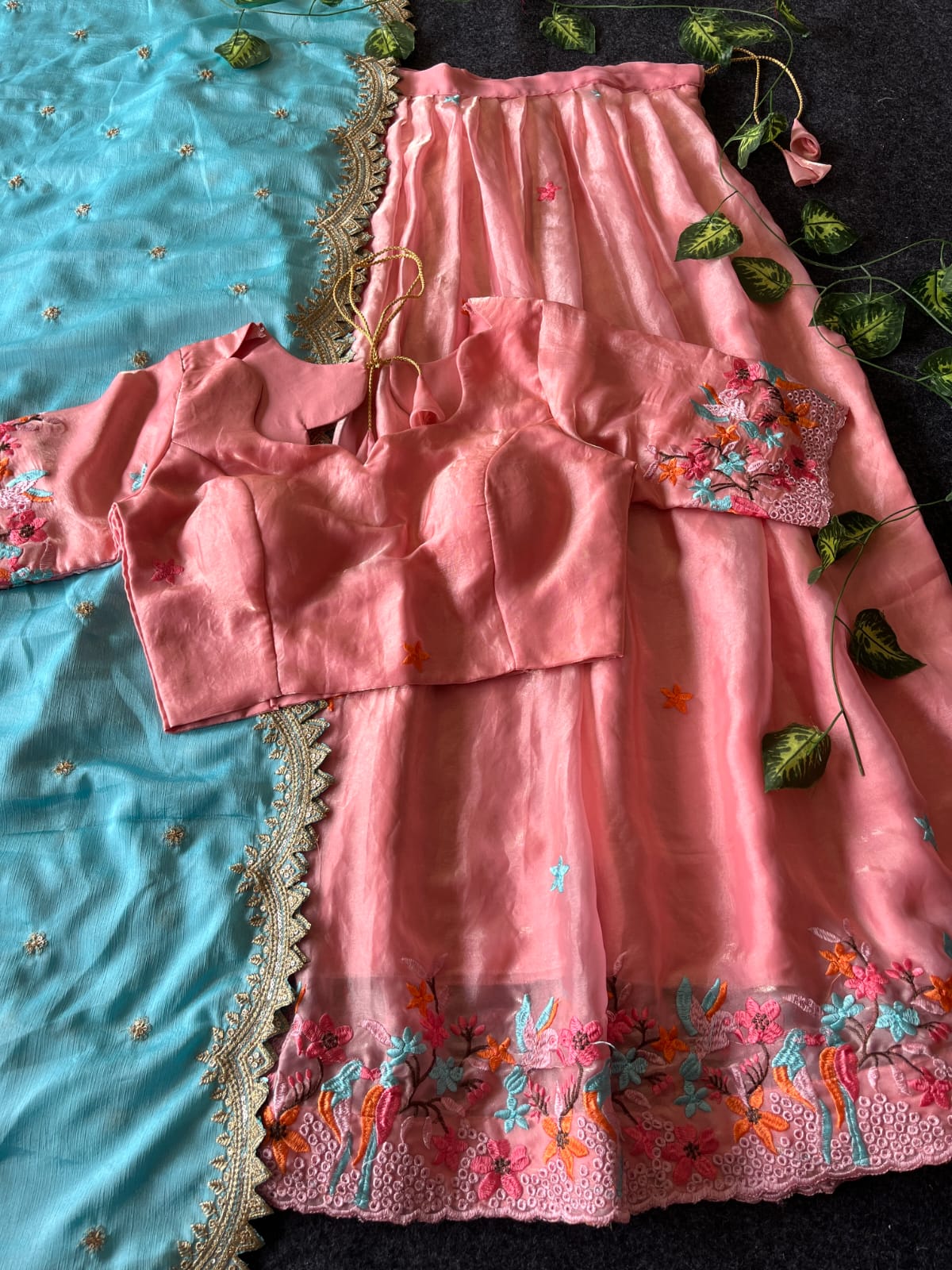 RCL-05 Peach Blouse size 40 both side extra margin u can use it 38 to 44 size