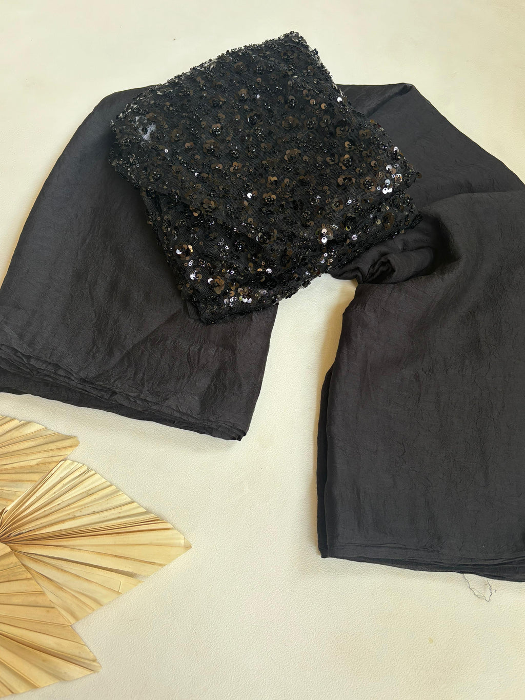 RCS-154 Black Unstitched blouse